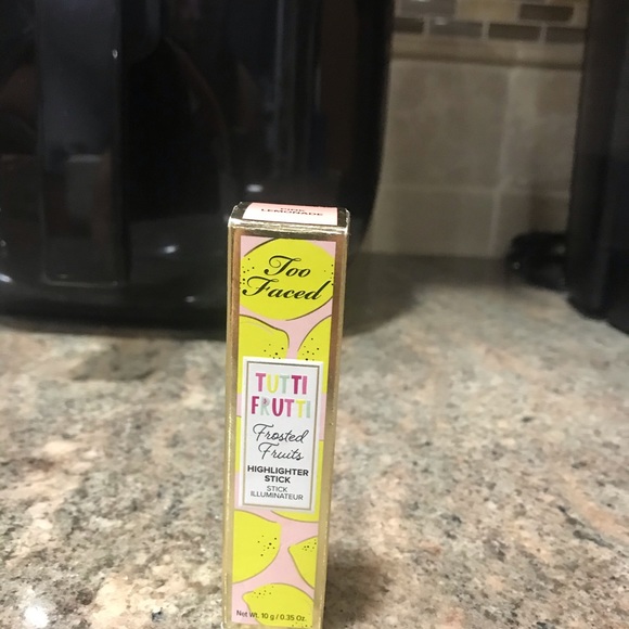 Two faced highlighter - Picture 3 of 3